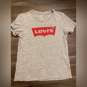 Levi's - Heather Gray Tee with Red Graphic